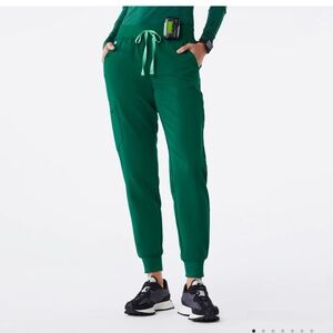 Figs Zamora Jogger Scrub Pants Green
